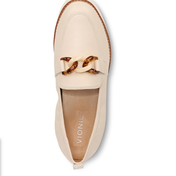 Vionic Women’s Cynthia Loafer - Cream Leather 11W - Picture 5 of 15